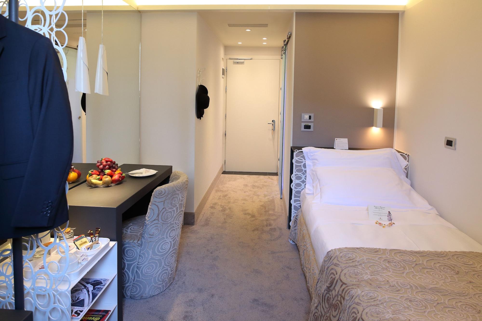 Hotel Berna Milán
